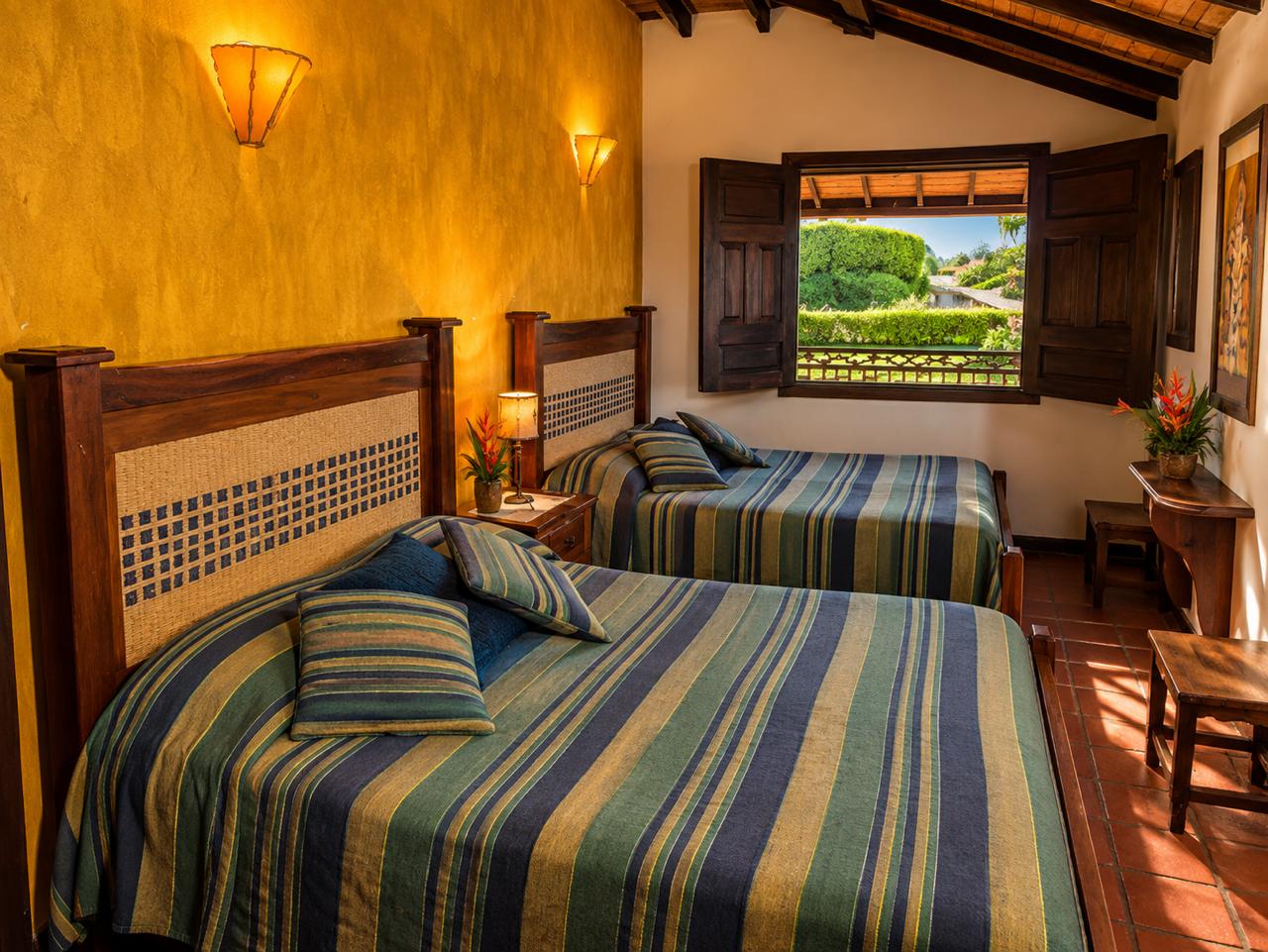 Bedroom 4 — Casa Heliconia