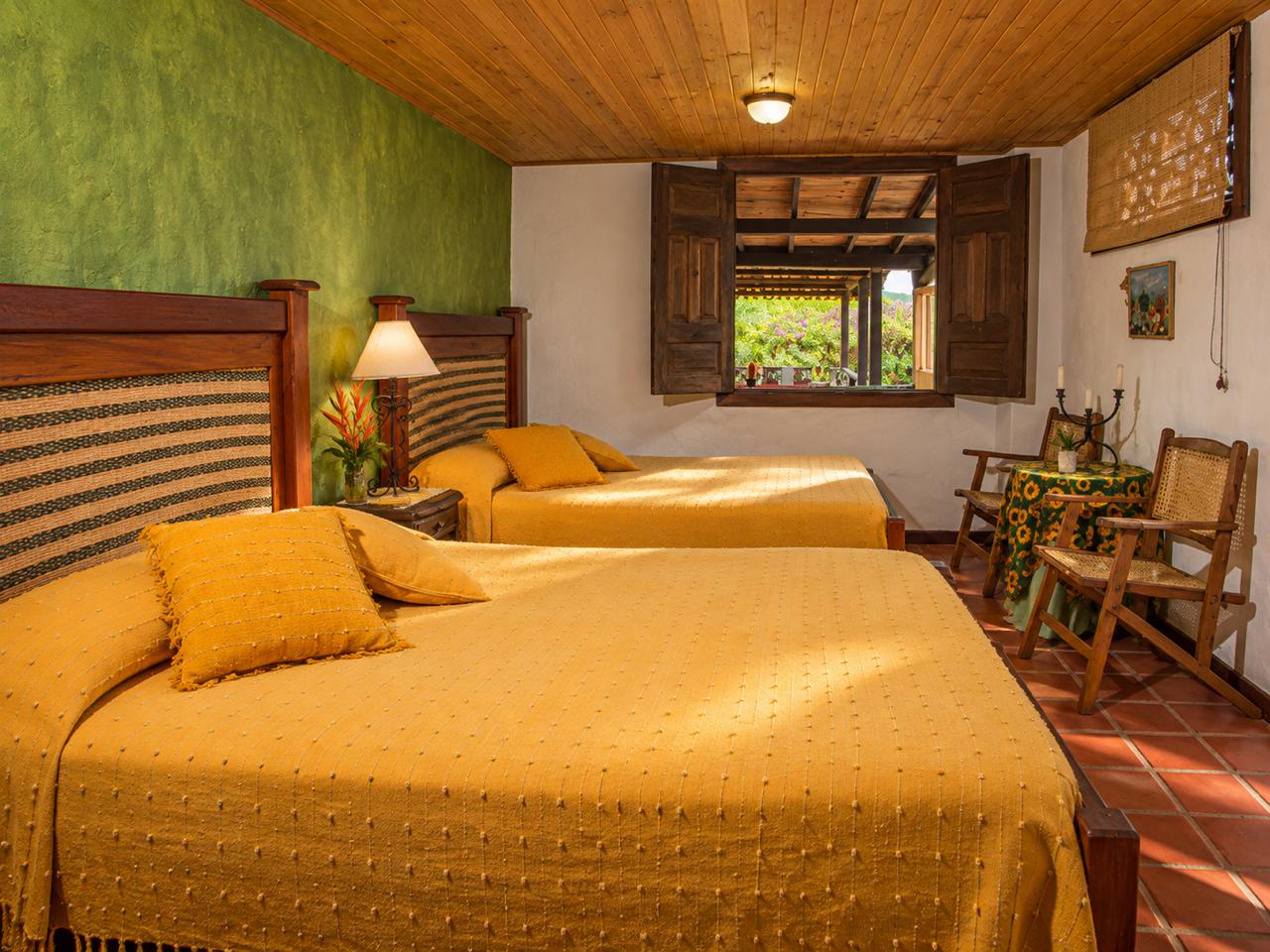 Bedroom 3 — Casa Heliconia